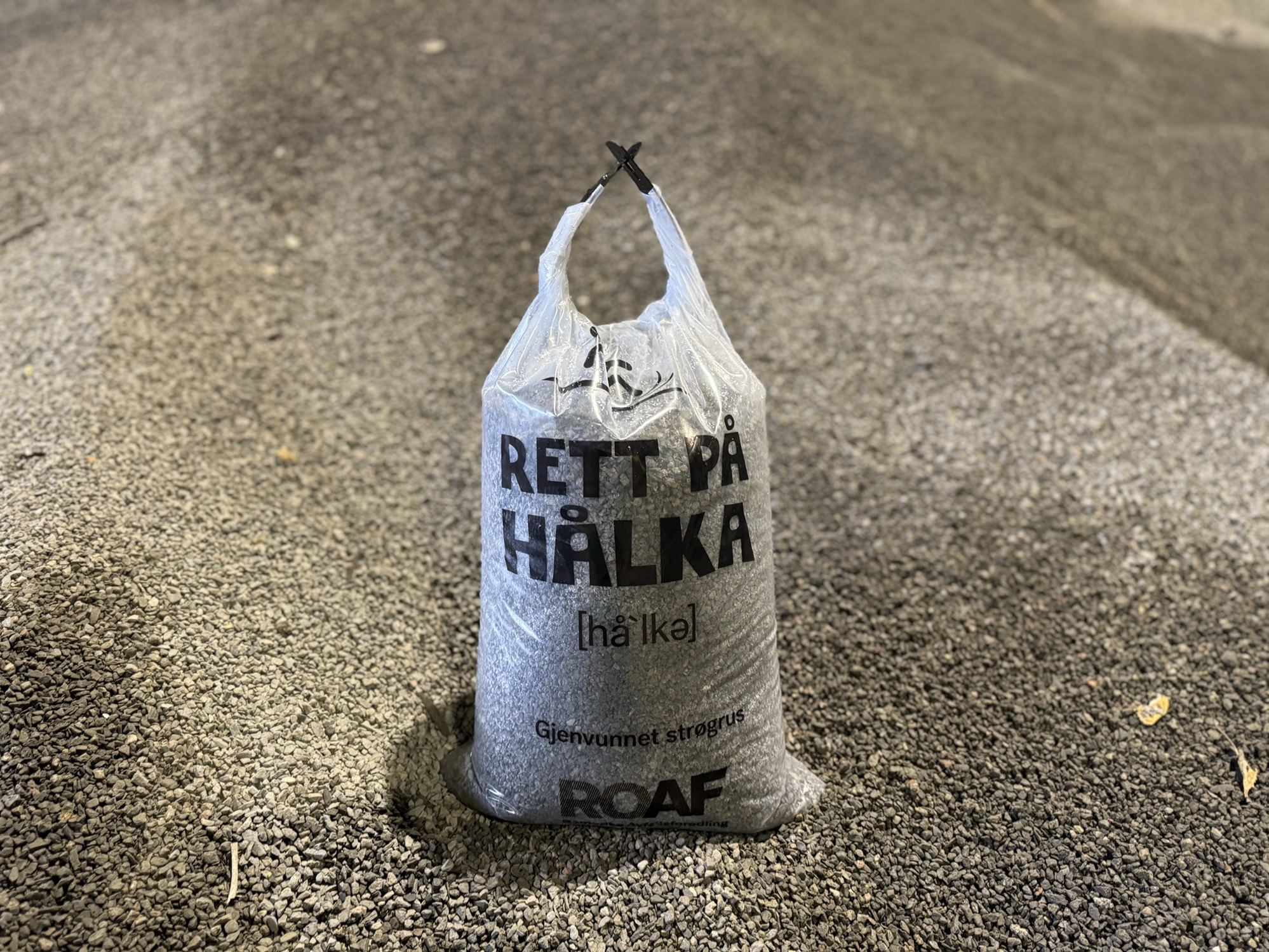 Rett på hålka strøgrus